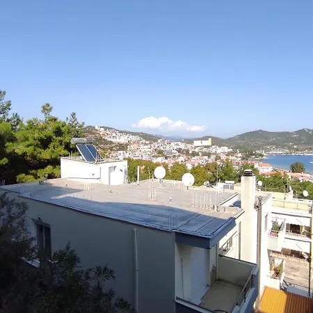 Theodora's Bay View Apartment